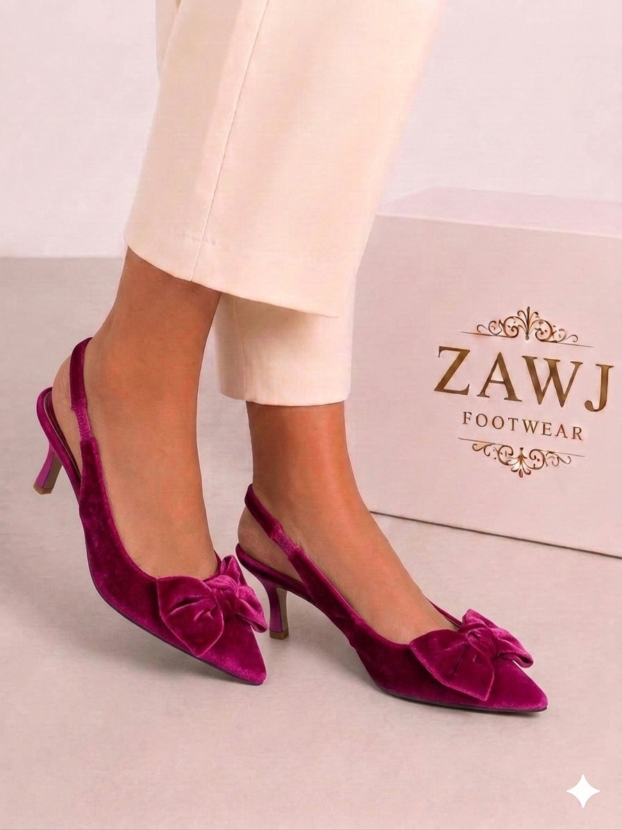 BOW HEELS