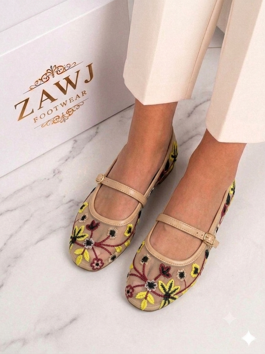 EMBROIDERY PUMPS (Beige)