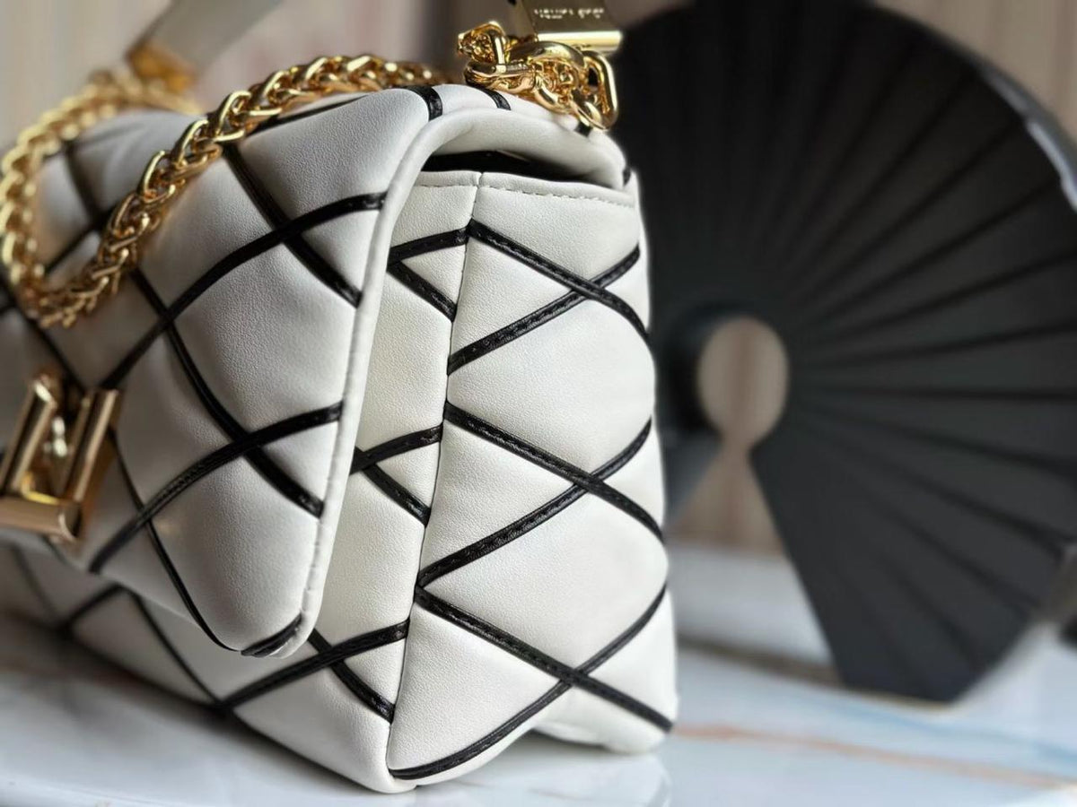 LV Paris Quilted Chic Handbag(Premium Quality)(With Box)