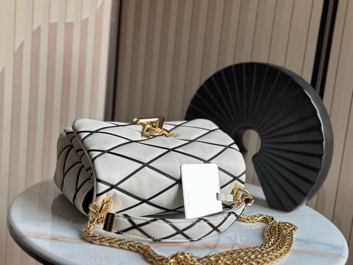 LV Paris Quilted Chic Handbag(Premium Quality)(With Box)