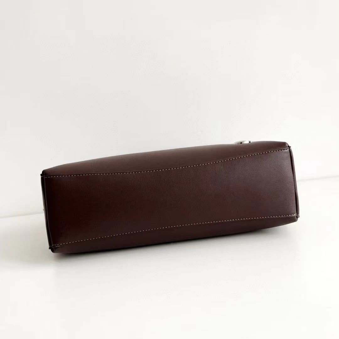 Royal Chain Hobo Bag(Premium Quality)(With Box)